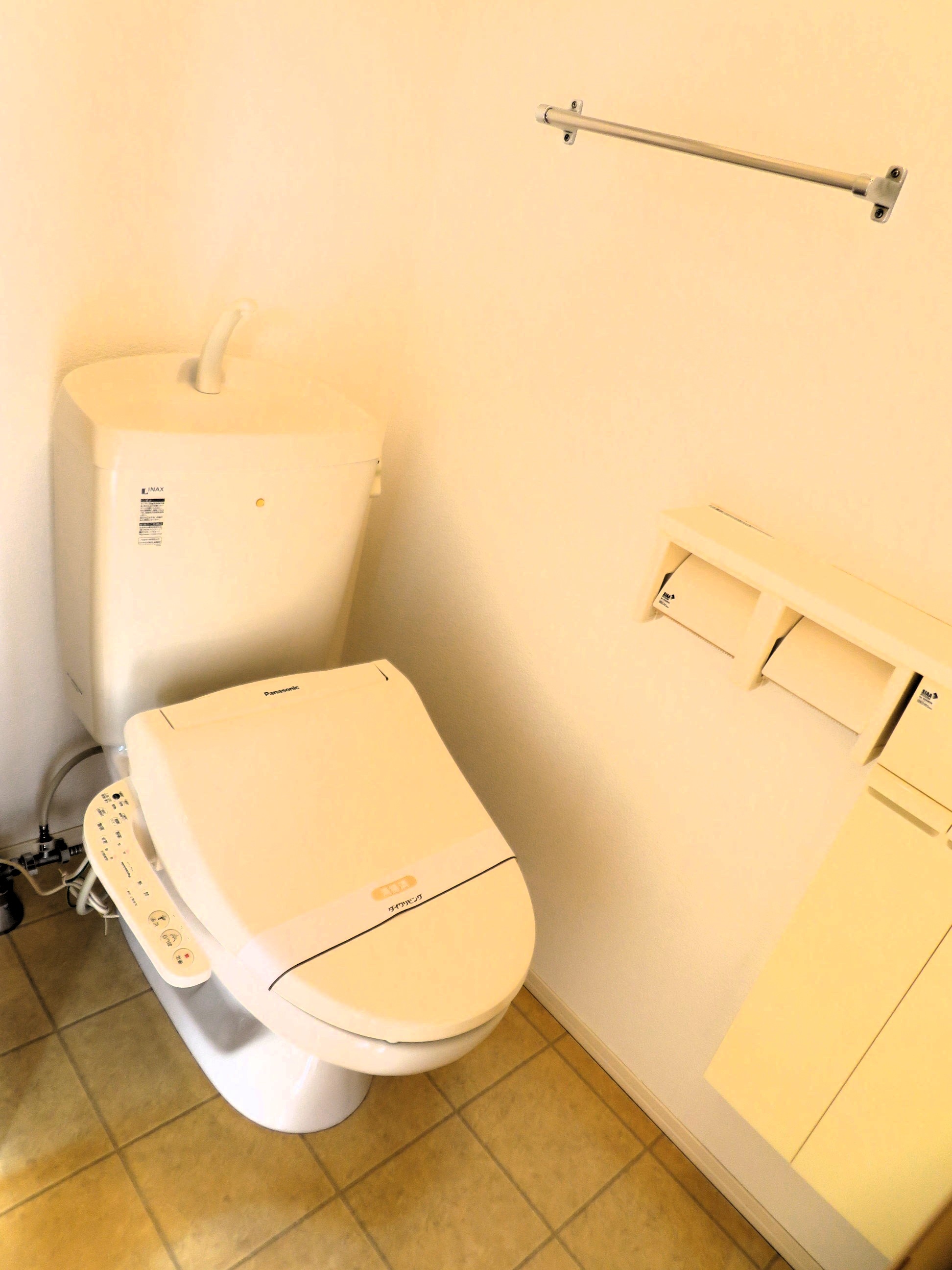 トイレ　ウォシュレット付きです！