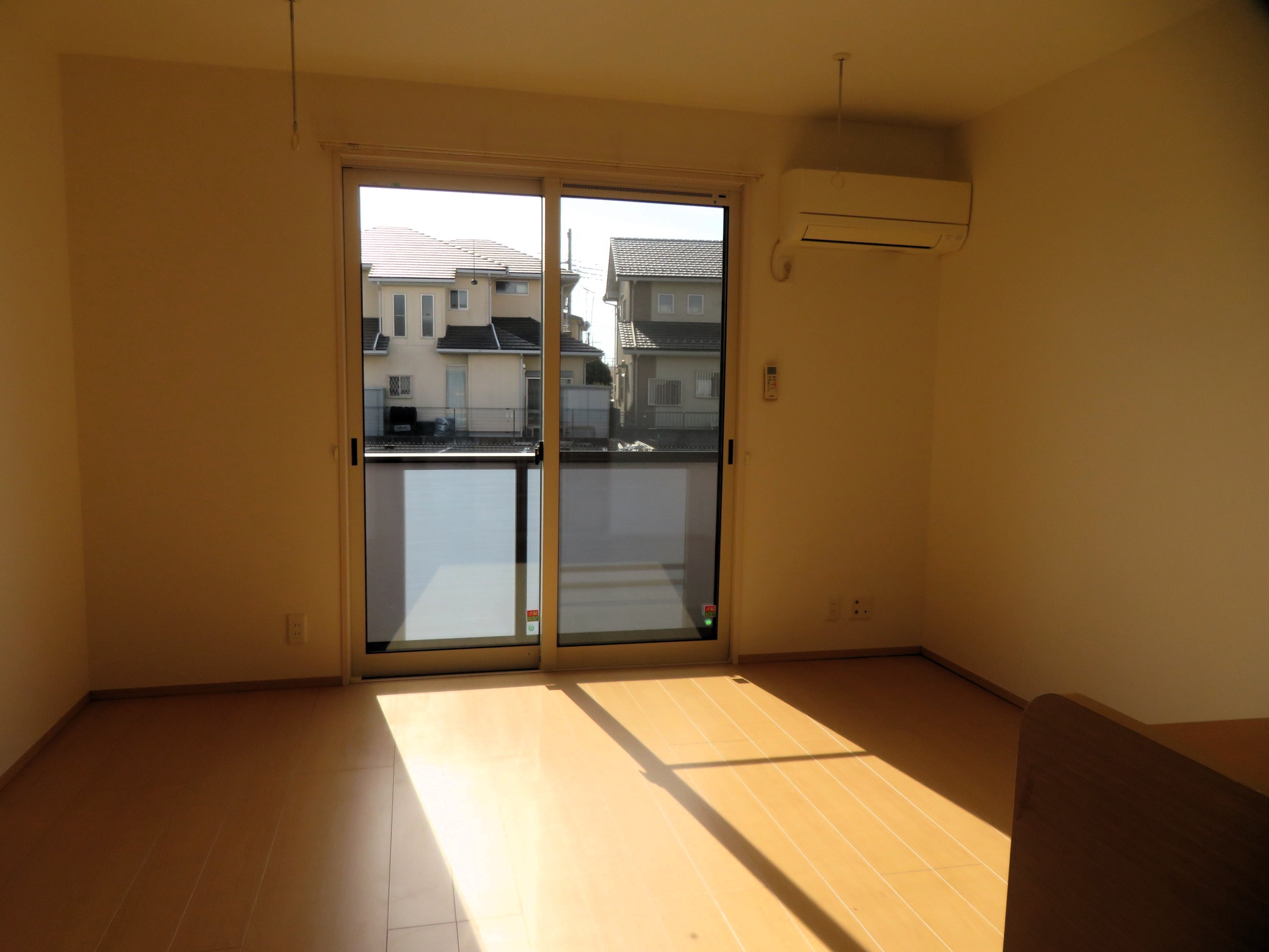 居室・リビング　10.5帖の南面リビングです！