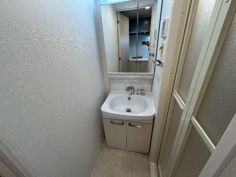 洗面設備　洗髪洗面化粧台