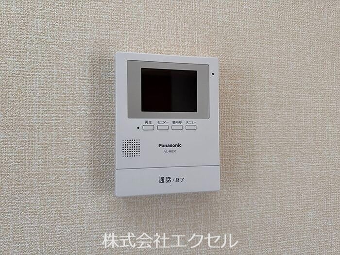 セキュリティ　来訪者の姿が確認できます。