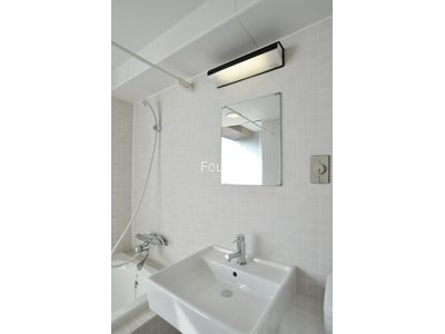 洗面設備　内見予約受付中、お気軽にお問い合わせください。