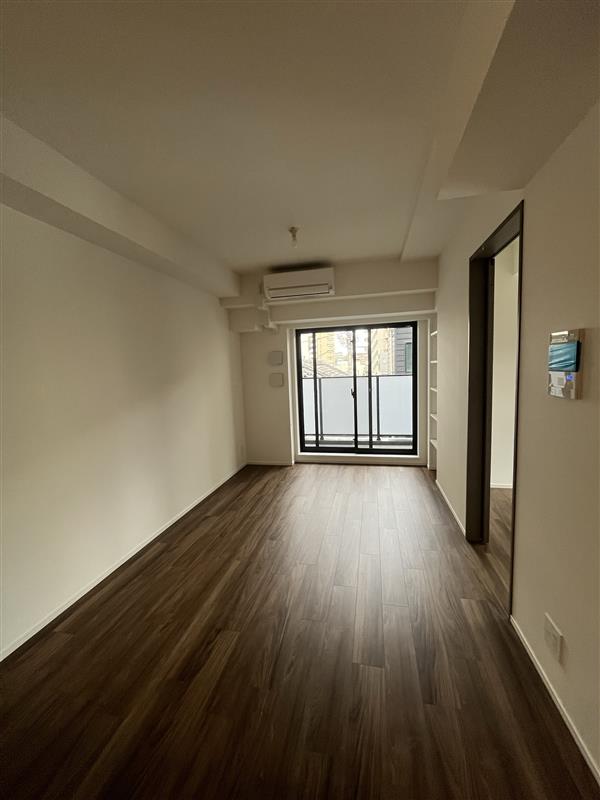 居室・リビング　※同タイプ参考写真です（カラータイプが異なります）