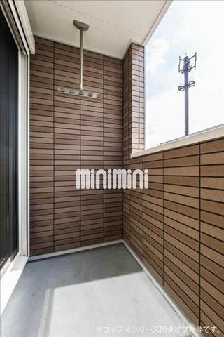 バルコニー　同型タイプの写真です