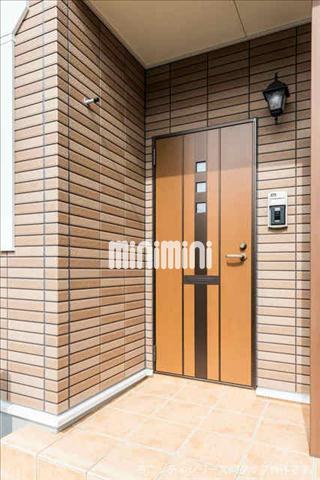 玄関　同型タイプの写真です