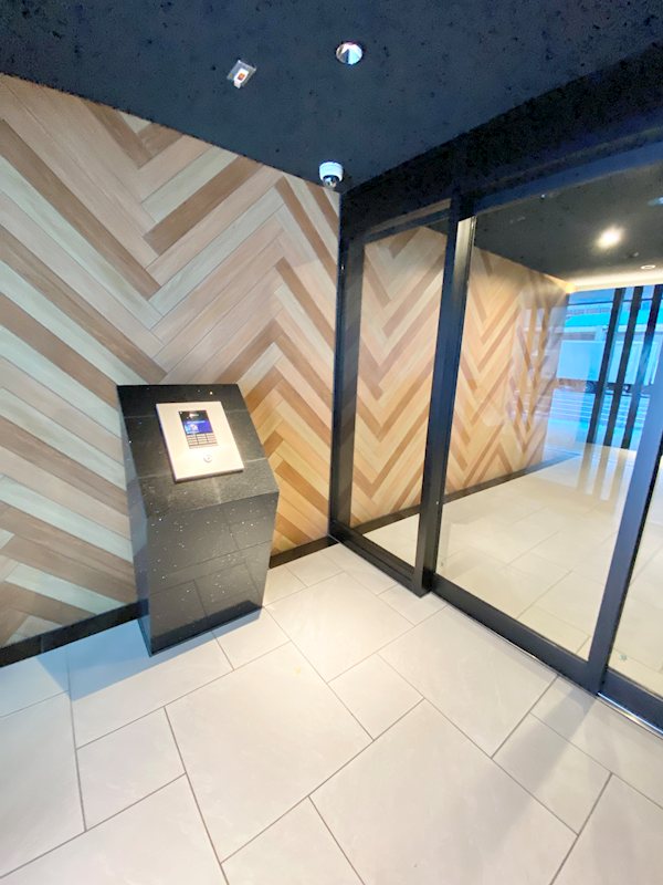 エントランス　オートロック