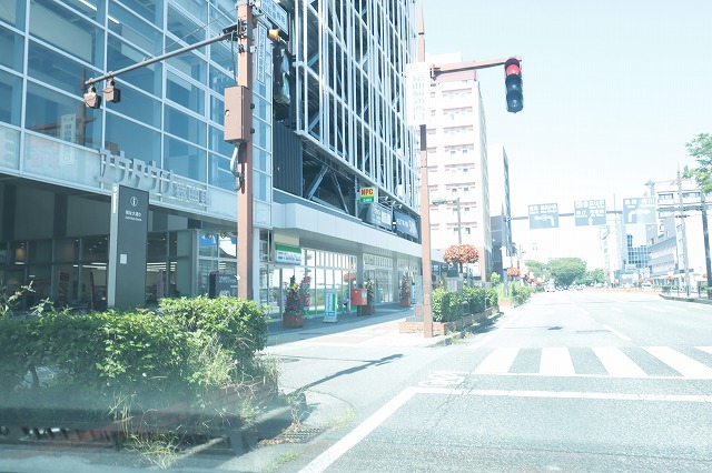 コンビニ　ファミリーマート（コンビニ）まで552m