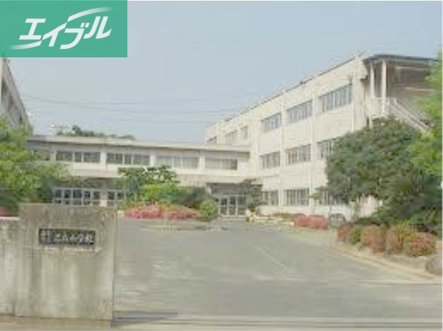 小学校　倉敷市立乙島小学校（小学校）まで551m