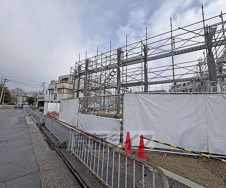 その他　・建築中