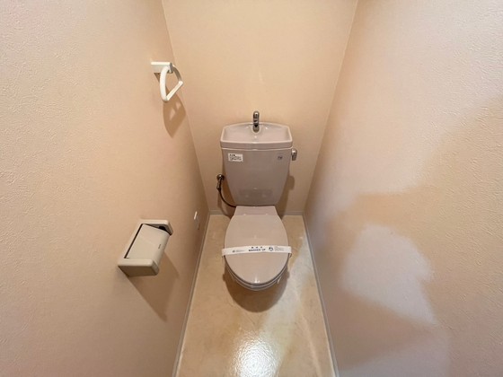 トイレ　※別部屋の写真です