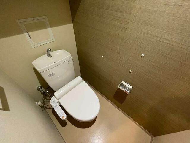 トイレ　他号室参考画像