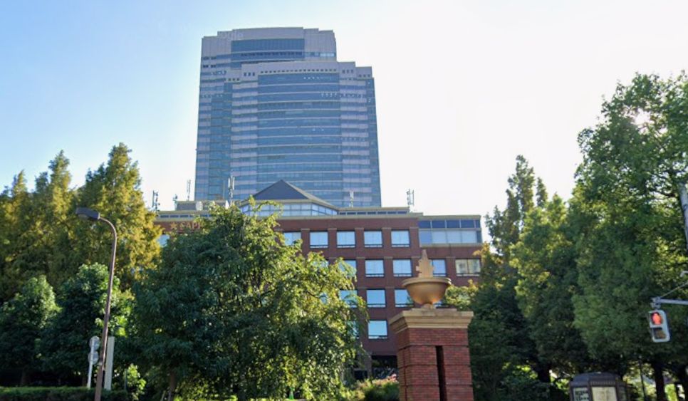 ショッピングセンター　恵比寿ガーデンプレイス（ショッピングセンター）まで490m