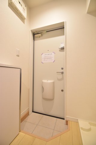 玄関　※参考写真