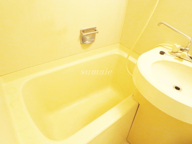 バス・シャワールーム　こちらはお風呂です！！