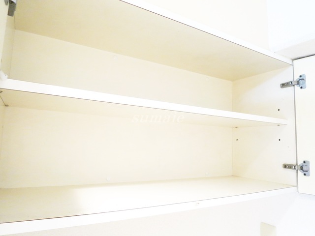 収納　上にも玄関収納ございます！