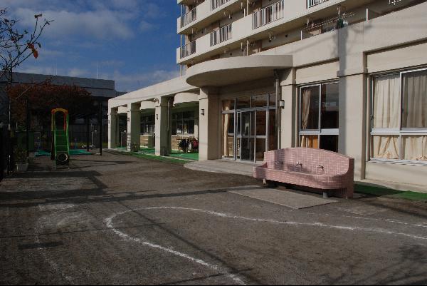 幼稚園・保育園　松沢幼稚園（幼稚園・保育園）まで247m