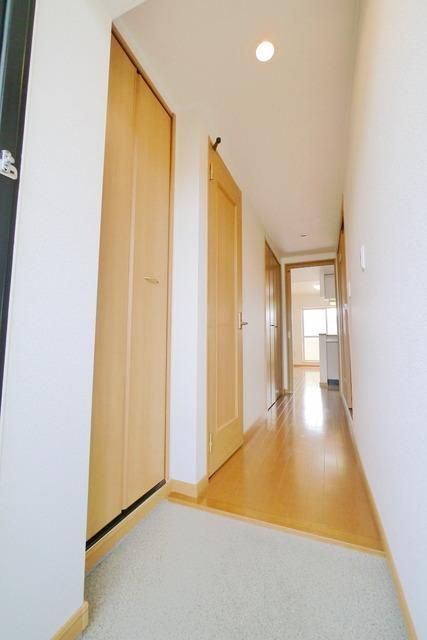 玄関　シューズボックスあります♪