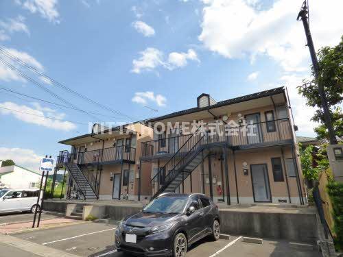 建物外観　駐車場1台無料です♪