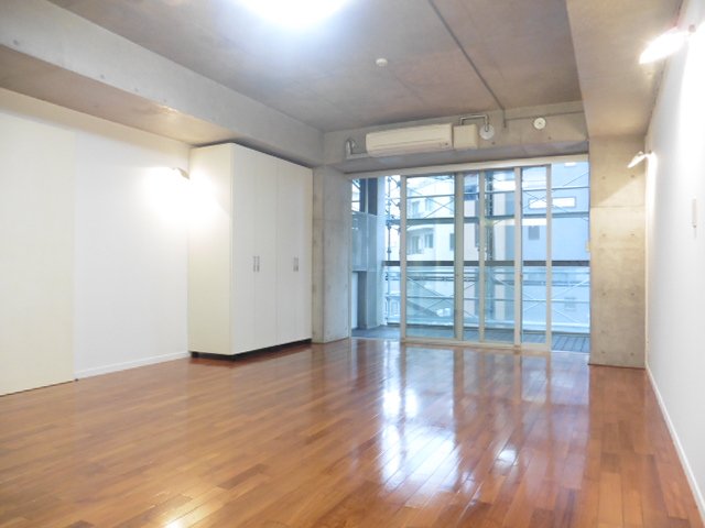 居室・リビング　居室