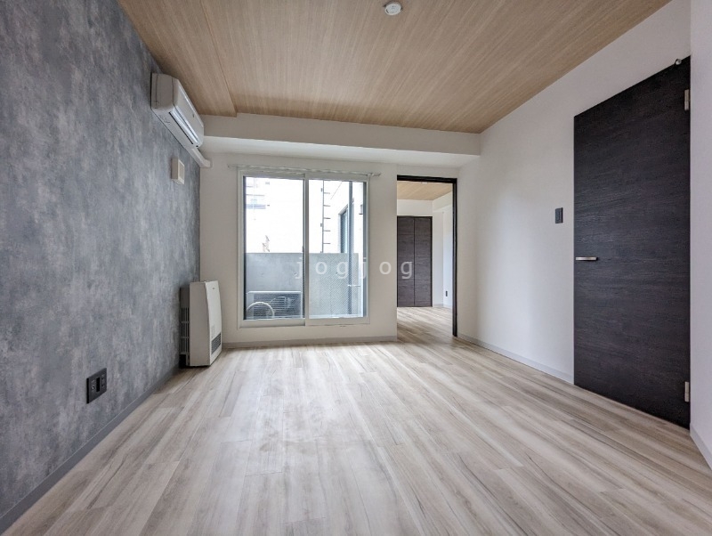 居室・リビング　同号室タイプ写真