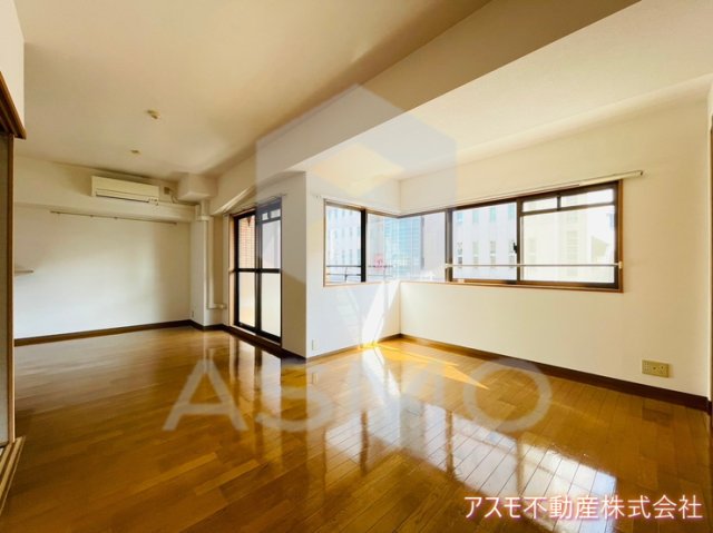 居室・リビング　同マンション別部屋　参考写真