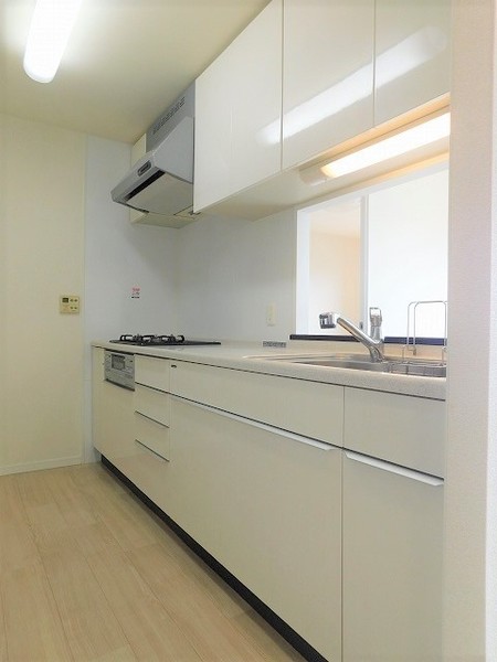 キッチン　※現況を優先します。