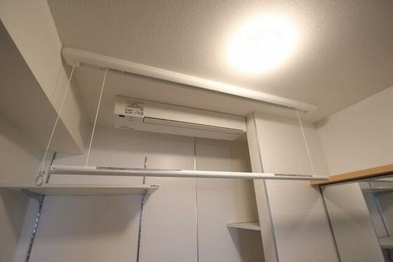 その他設備　室内物干し