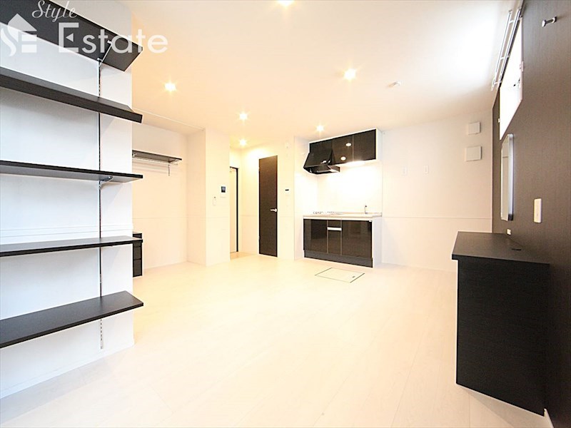 居室・リビング　内装