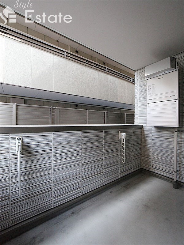 バルコニー　バルコニー