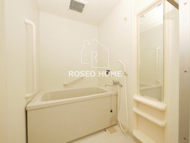 バス・シャワールーム　同マンション別部屋：参考写真