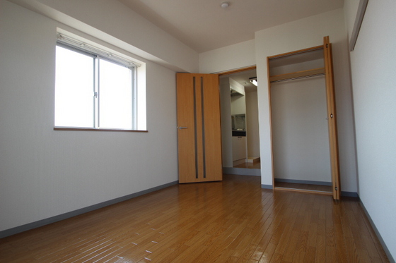 居室・リビング　※別部屋の写真です