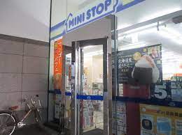 コンビニ　ミニストップ 北品川5丁目店（コンビニ）まで490m