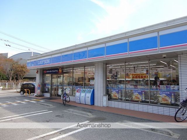 コンビニ　ローソン（コンビニ）まで652m