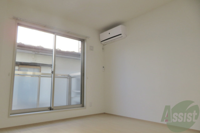 その他部屋・スペース　フローリングなのでベッドも置けちゃいますよ。