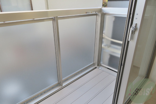 バルコニー　バルコニーもあるので、天日干しがお好きな方も安心。