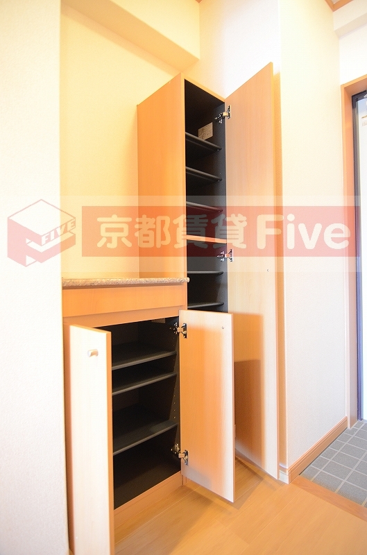 その他設備　シューズボックス