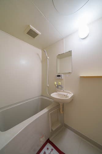 バス・シャワールーム　バスルーム