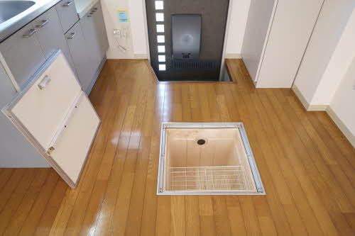 その他設備　床下収納