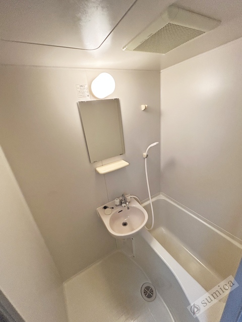 バス・シャワールーム　セパレートタイプでゆったりバスライフ♪♪