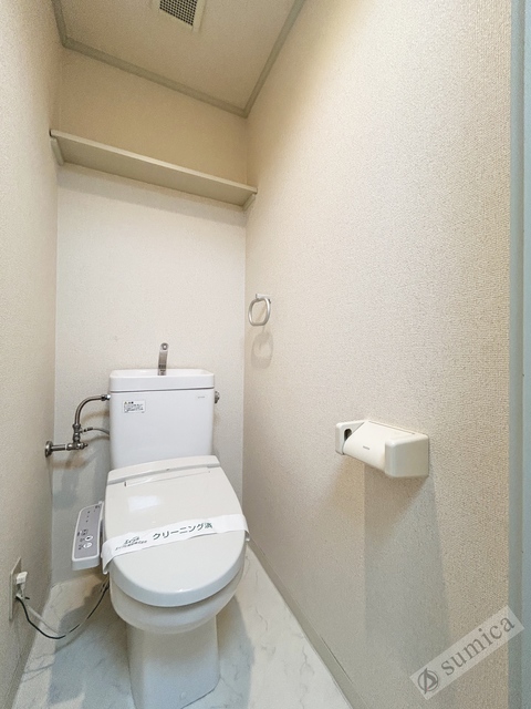 トイレ　温水洗浄便座付き♪♪