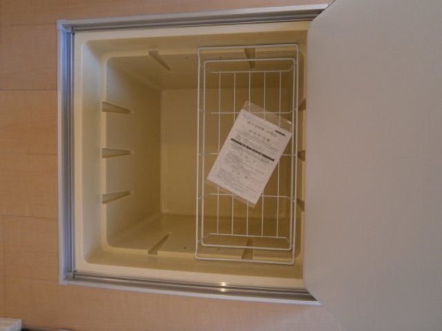 収納　床下収納付