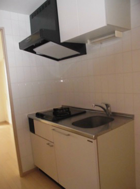 キッチン　※同じタイプ別号室参考写真