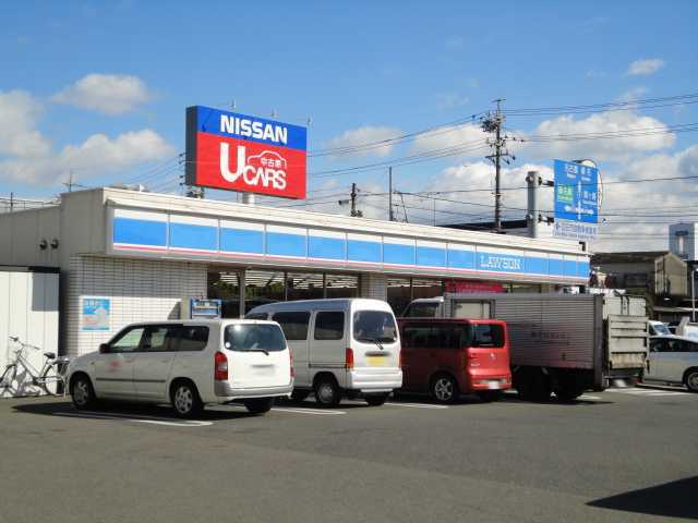 コンビニ　ローソン四日市八田店（コンビニ）まで400m