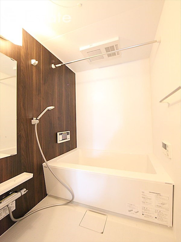 バス・シャワールーム　バスルーム