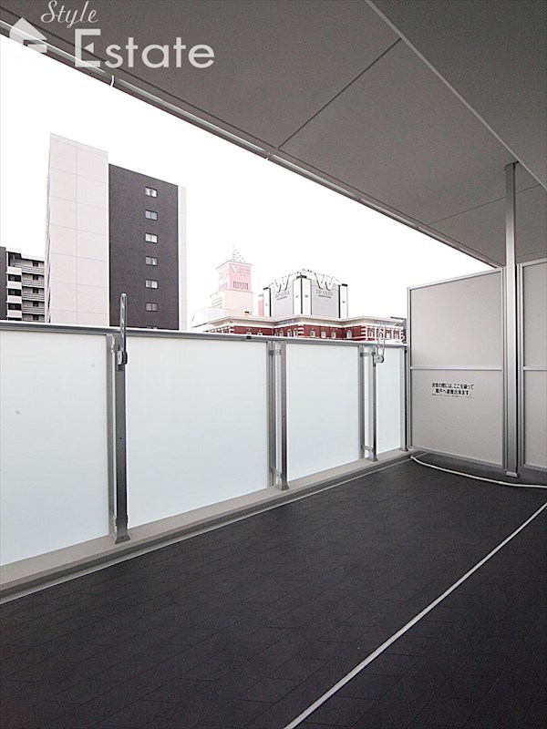 バルコニー　バルコニー