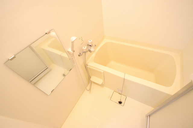 バス・シャワールーム　一日の疲れもすっきり♪