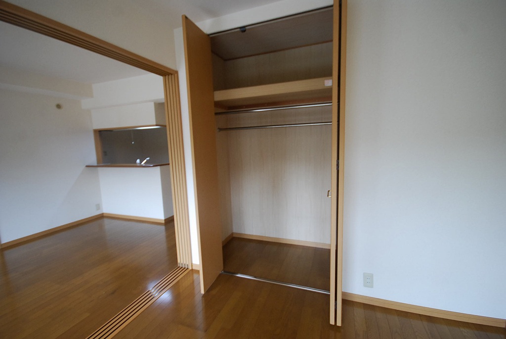 収納　クローゼット　※別号室参考写真