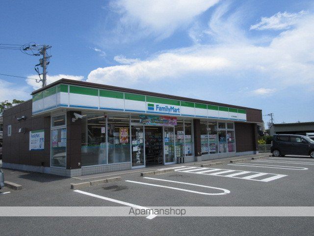 コンビニ　ファミリーマート大川高木病院前（コンビニ）まで390m