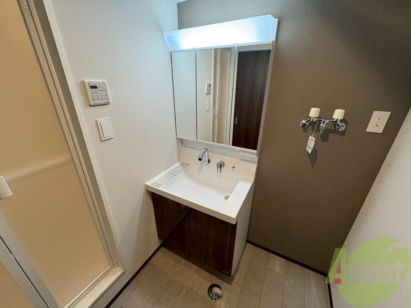 洗面設備　シャンプードレッサーで身支度もラクラクです！