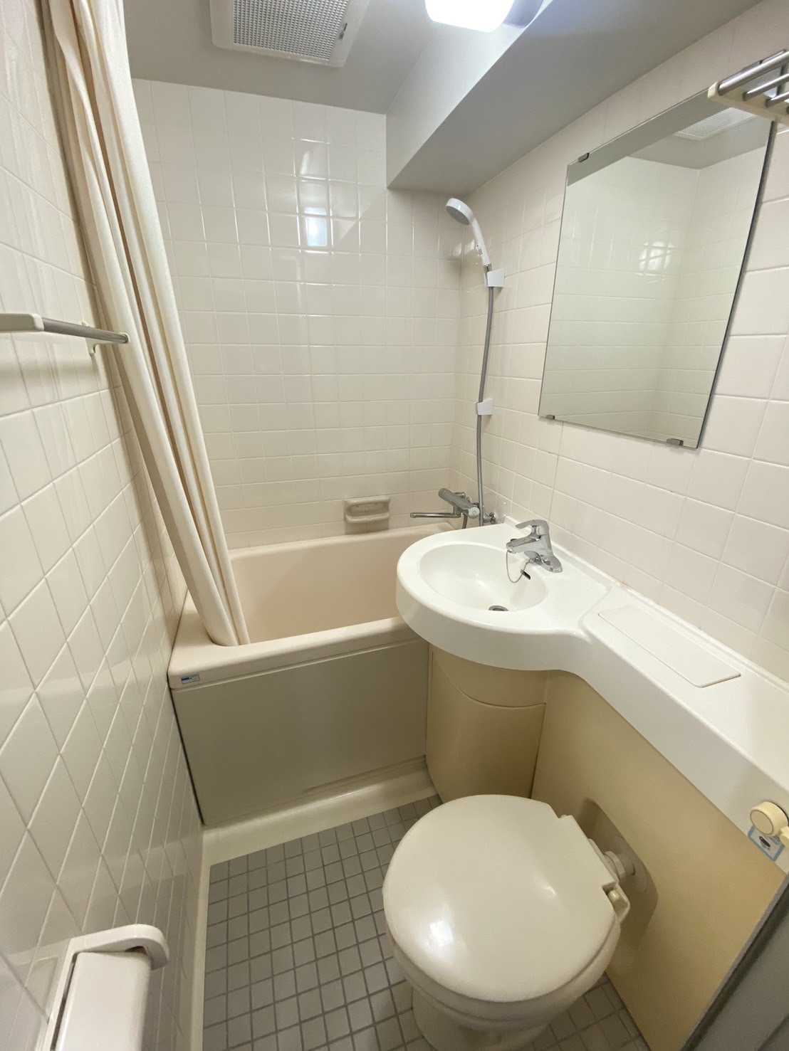 バス・シャワールーム　同間取り別部屋参考写真