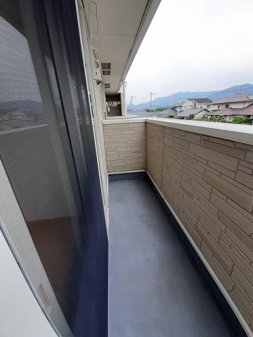 バルコニー　【シャルマンハイツ】バルコニー付きです